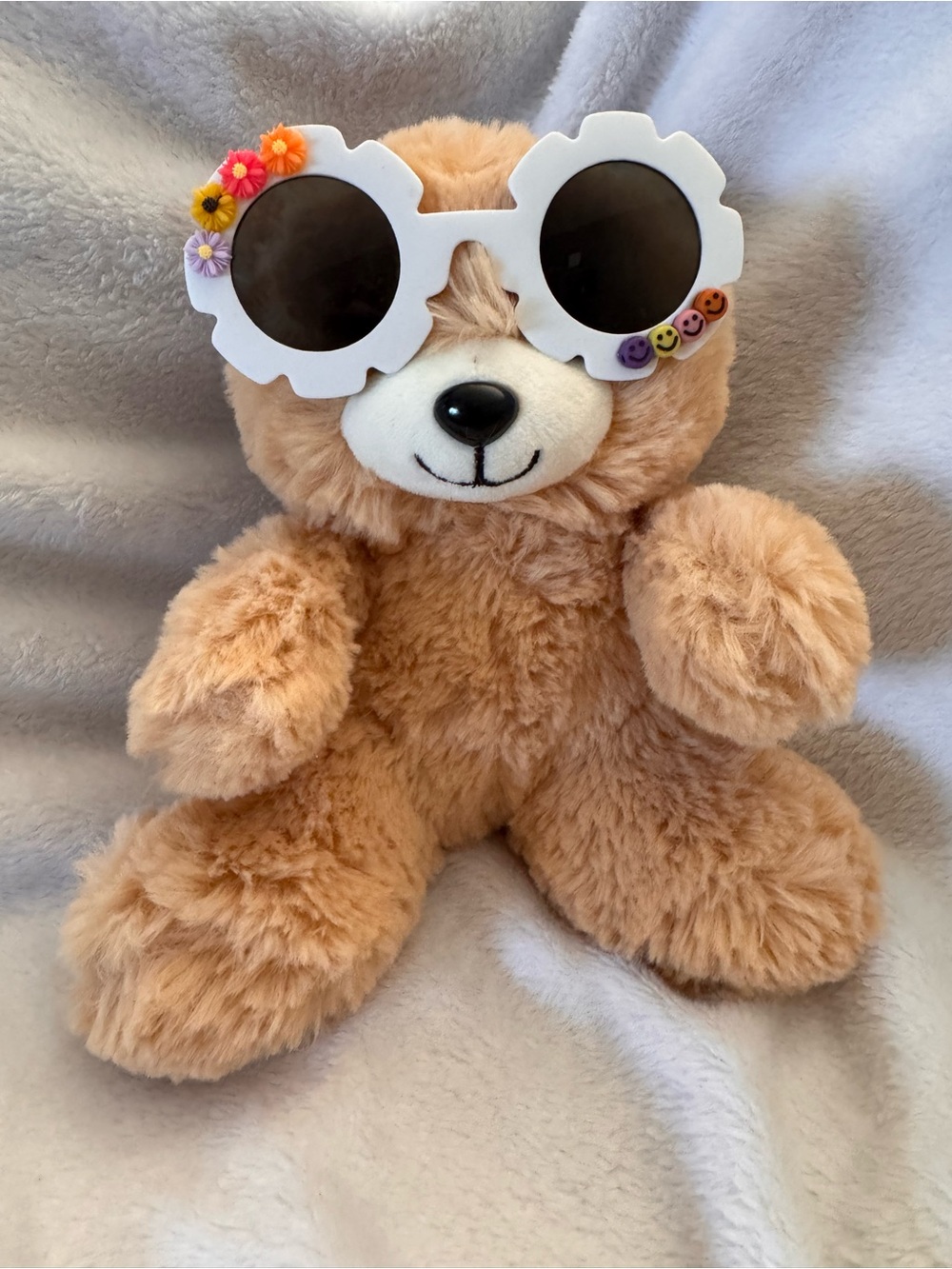 White Flower Shaped Girl’s Sunglasses